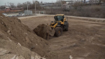 Из Анапы осталось вывезти более 20 тыс тонн замазученного грунта